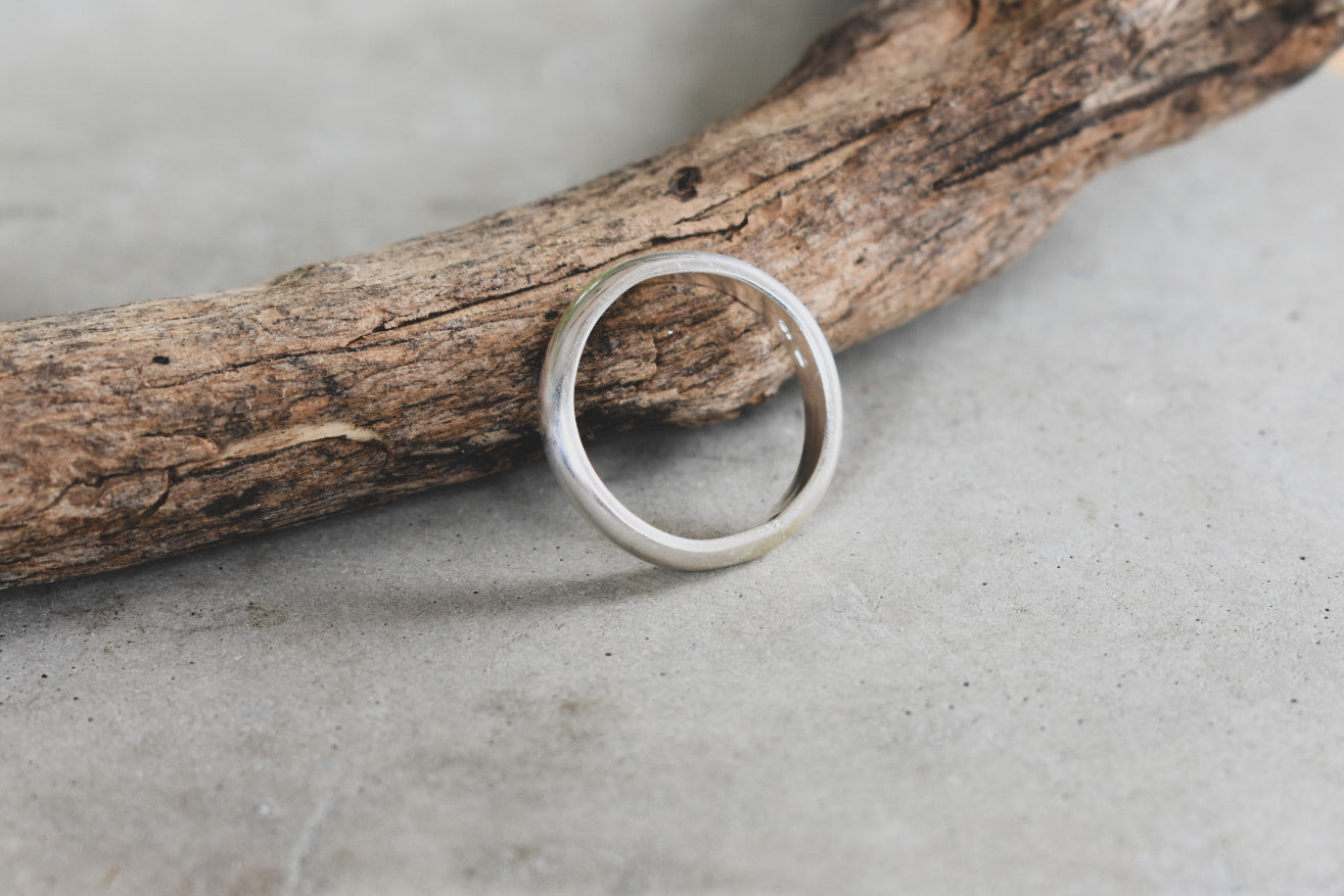 Chunky Silver D-shaped Ring