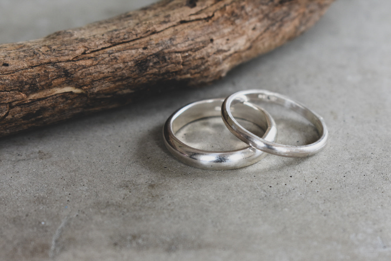 Chunky Silver D-shaped Ring