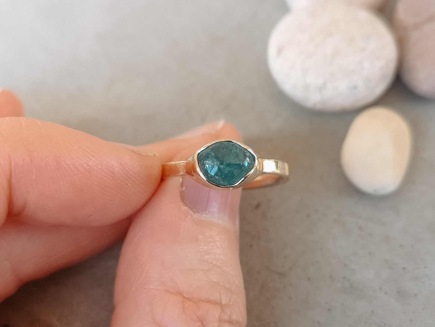 Indicolite Tourmaline & Gold Organic Ring