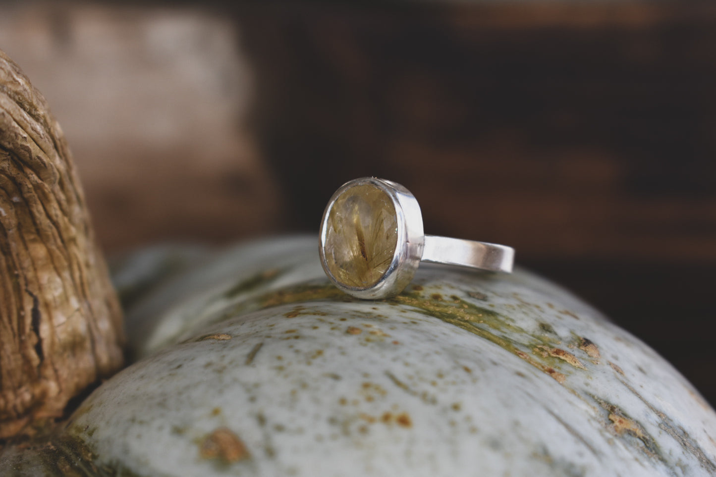 Golden Leaves Quartz Ring