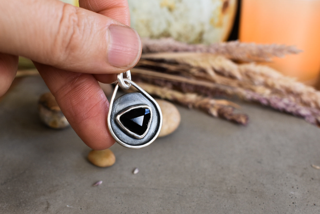 Oiche Shapes Pendant