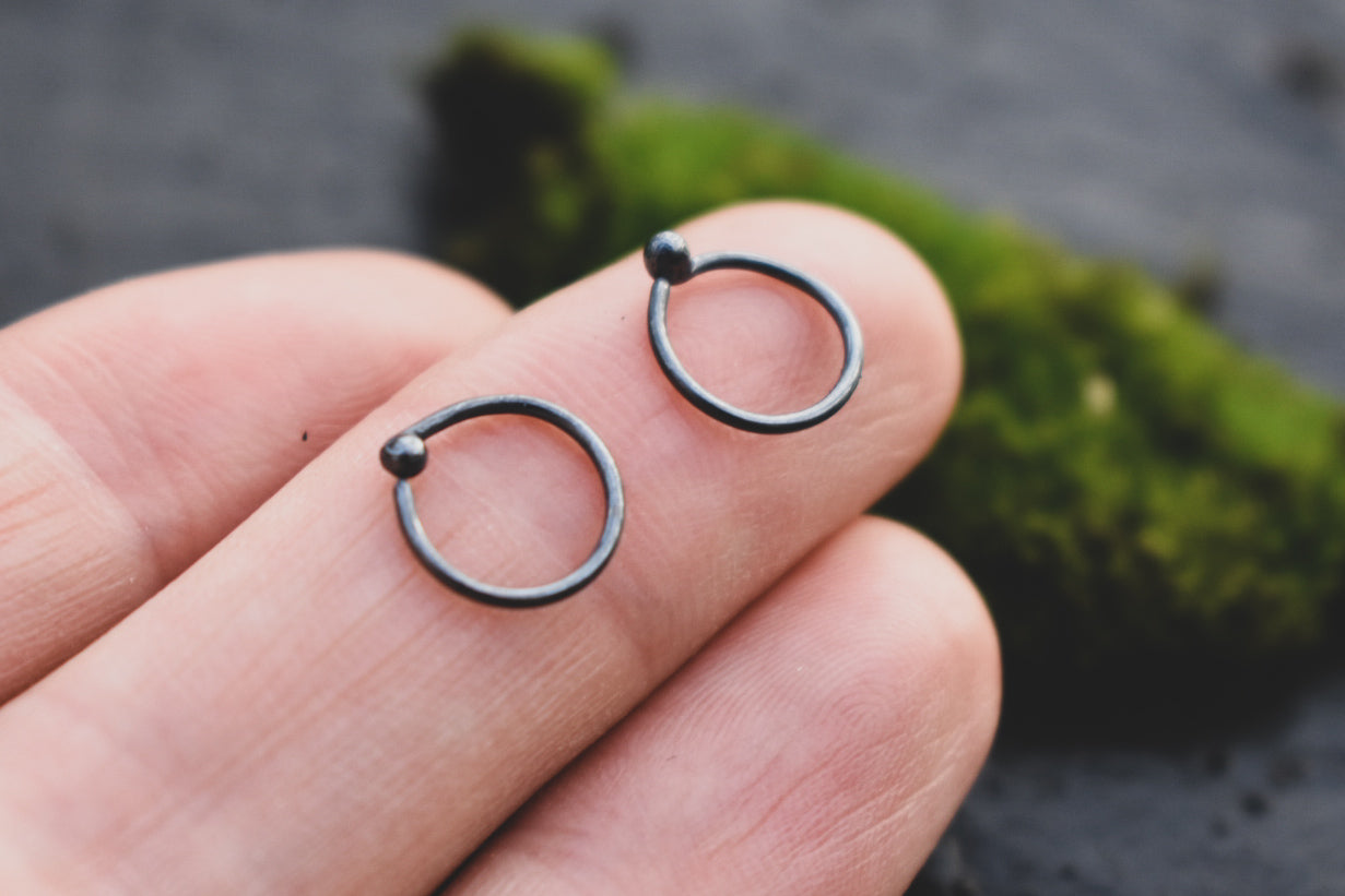 Ear Hugs, silver & black