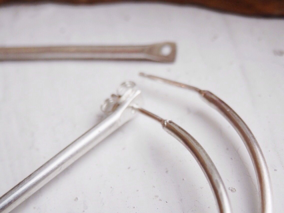 The Most Unlikely Places, Small jacket hoops
