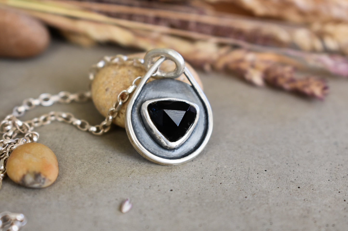 Oiche Shapes Pendant