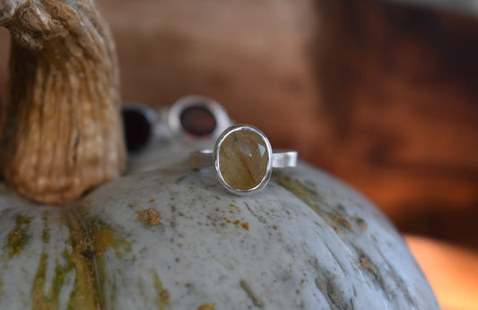 Golden Leaves Quartz Ring