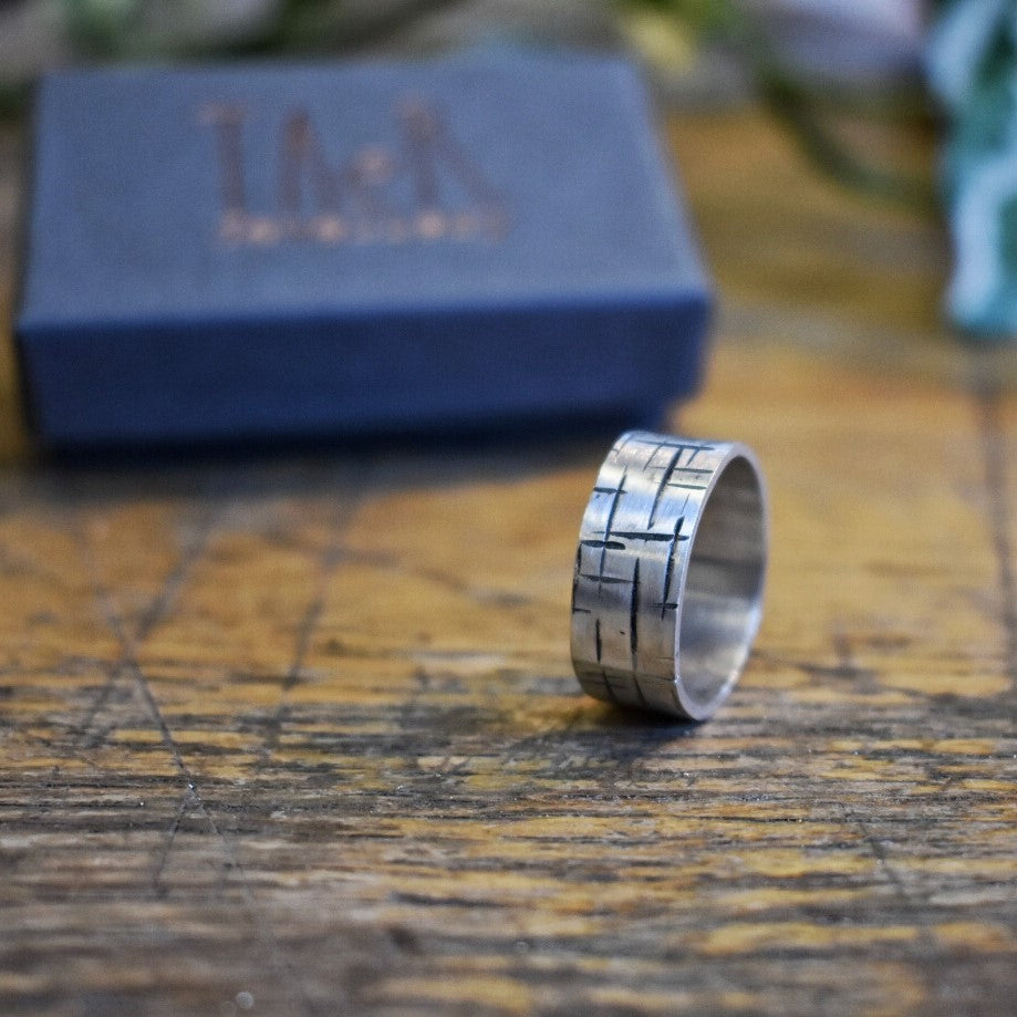 A Maze In 8mm Ring