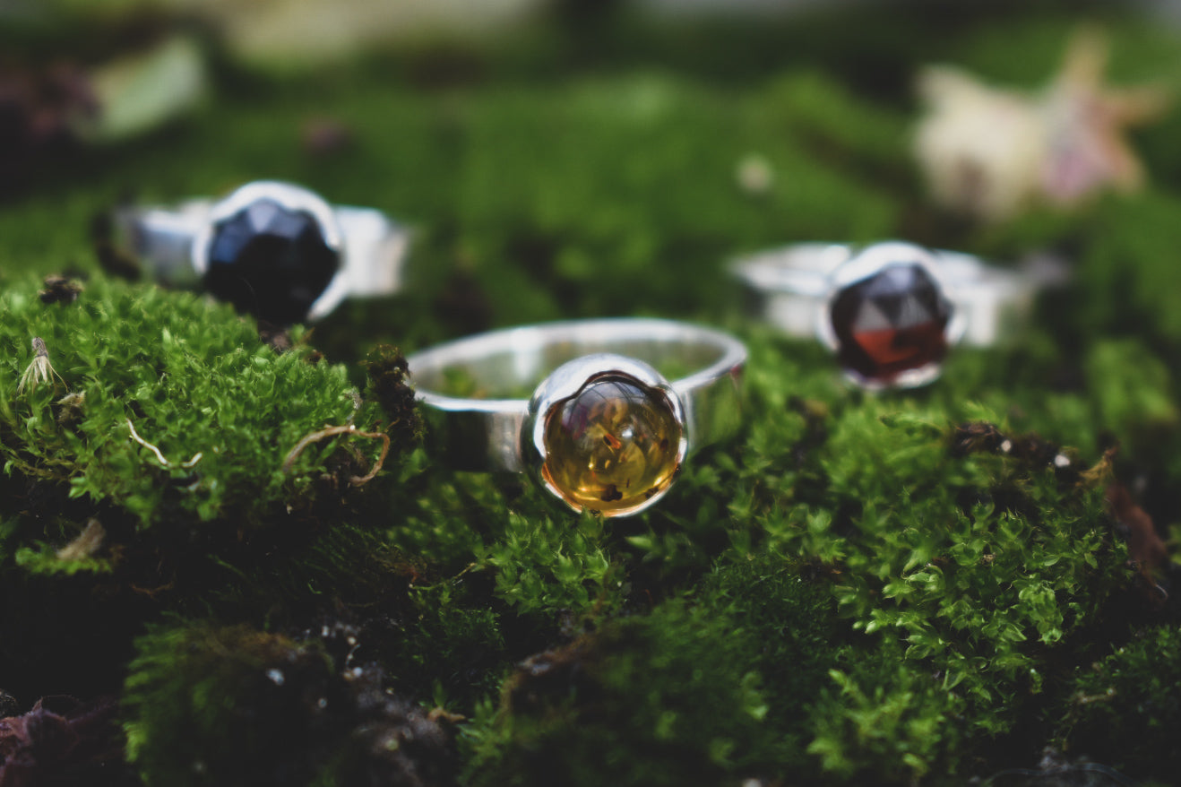 Amber & Silver Leaf Setting Ring