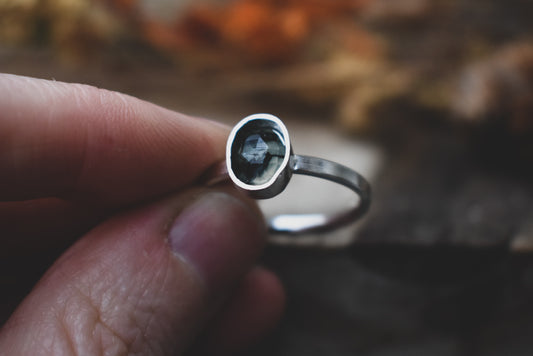 Prehnite & Silver Ring, Unset